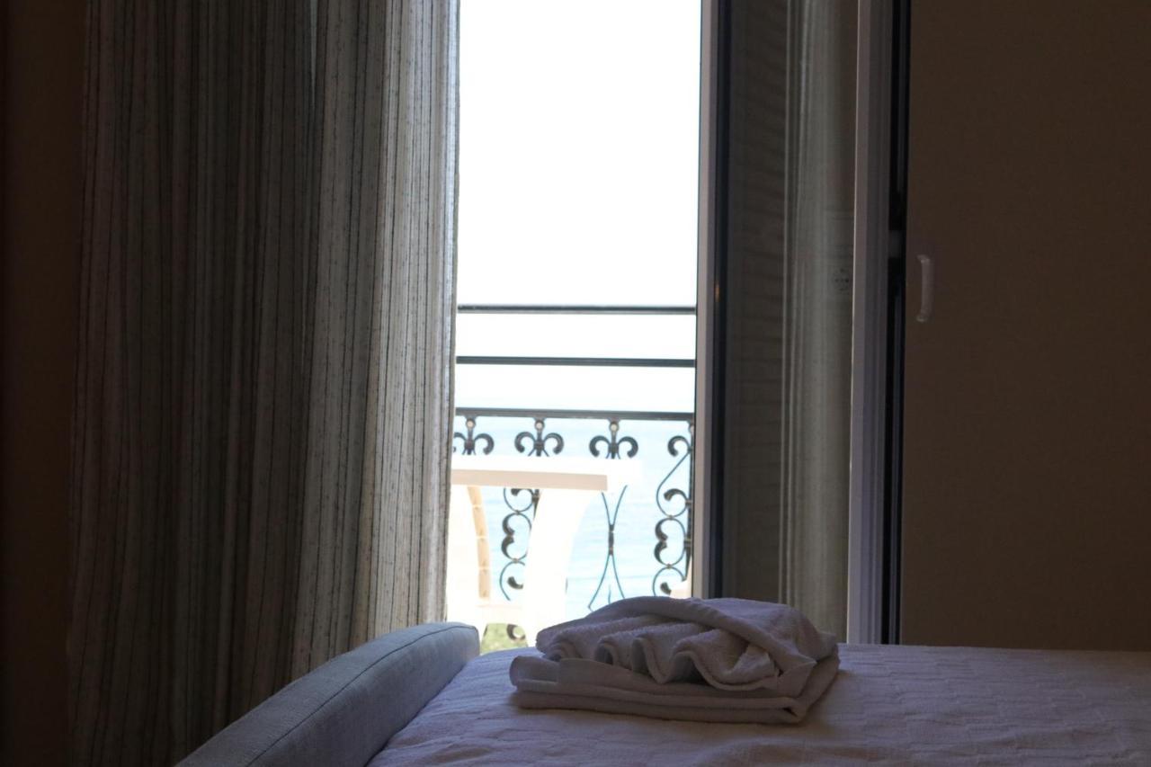 Michaela Hotel Poros  Exterior photo