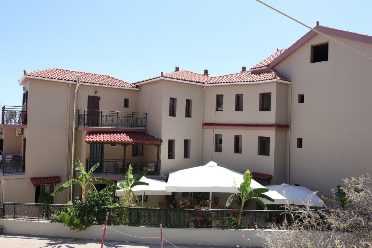 Michaela Hotel Poros  Exterior photo